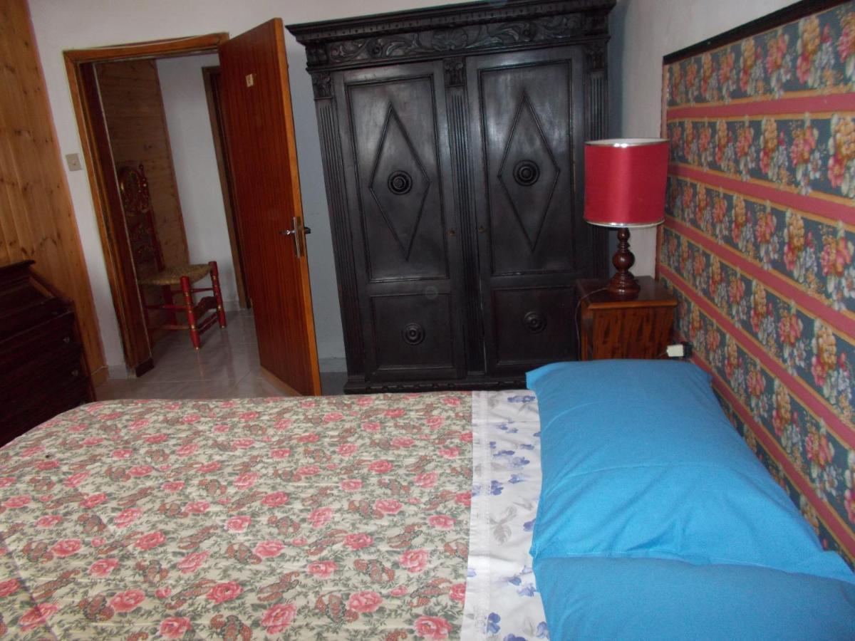 קסטלנובו די ואל די צ'צ'ינה La Vecchia Locanda מראה חיצוני תמונה