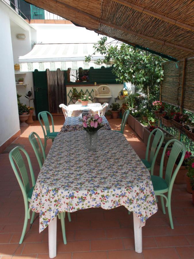 קסטלנובו די ואל די צ'צ'ינה La Vecchia Locanda מראה חיצוני תמונה