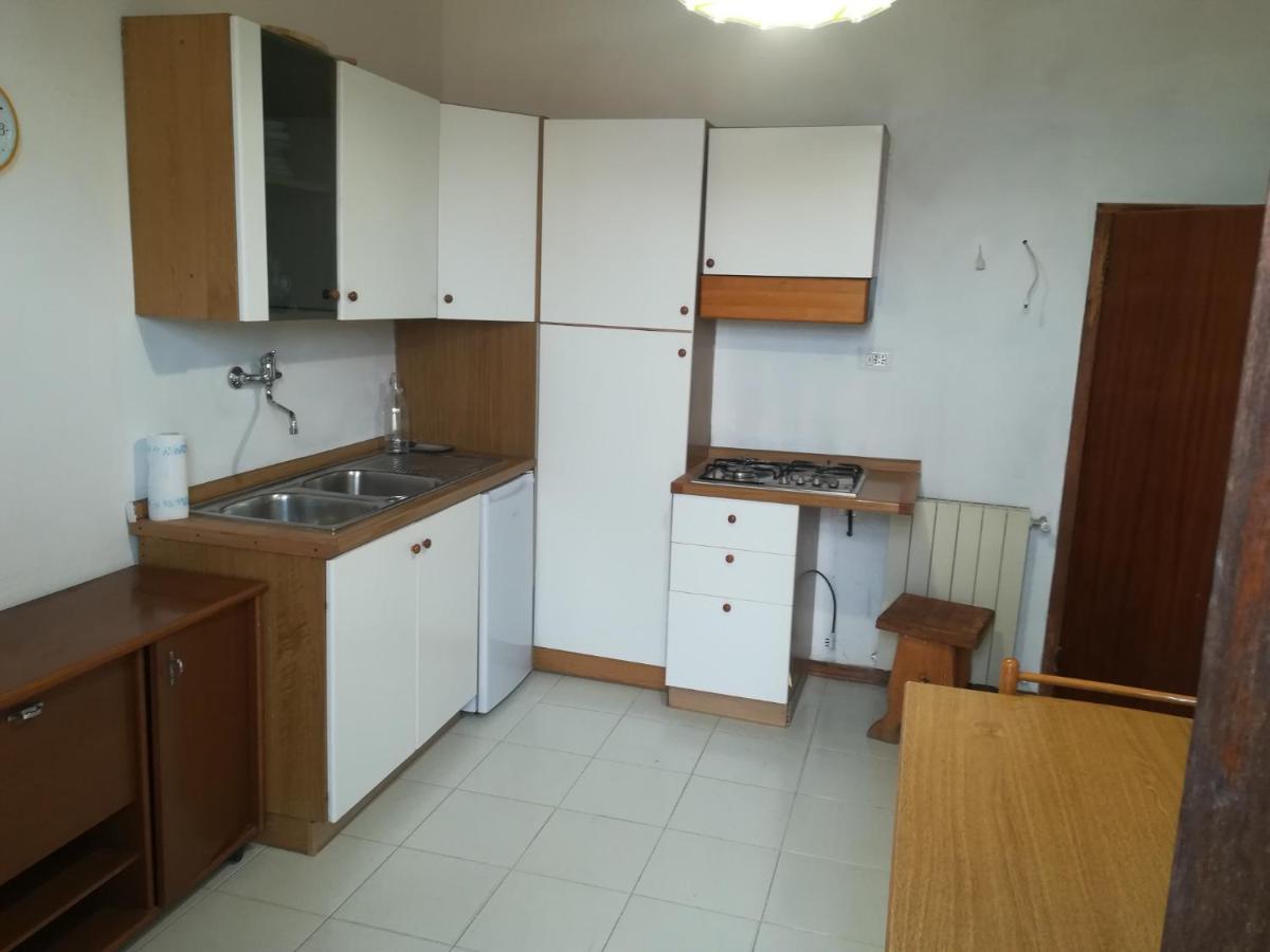 קסטלנובו די ואל די צ'צ'ינה La Vecchia Locanda מראה חיצוני תמונה